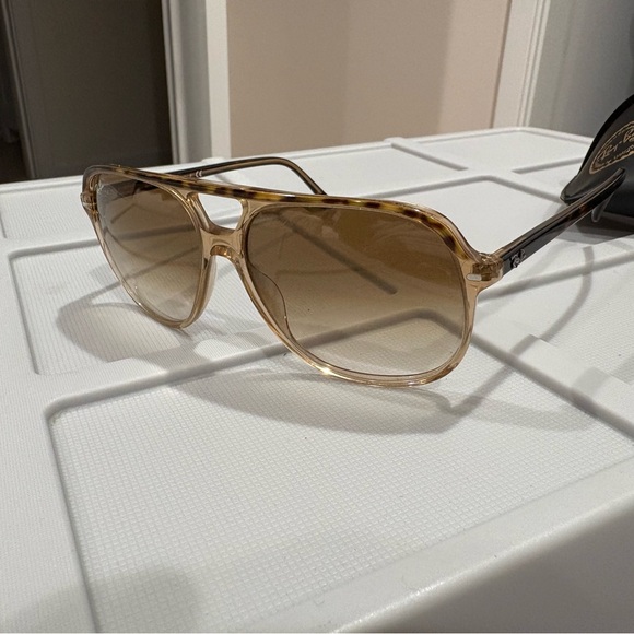 Ray-Ban Tortoise Aviator Sunglasses
